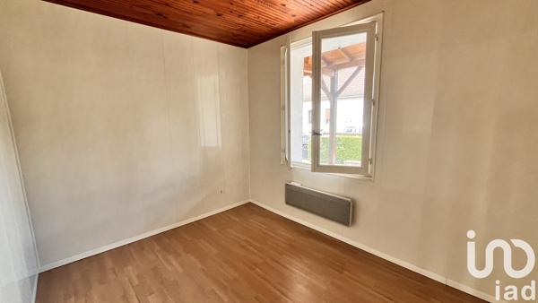 House for sale 5 rooms 74 m² Vitry-sur-Loire