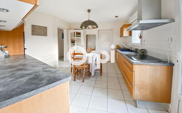 Maison à vendre    5 pièces • 140 m2 Beaurains