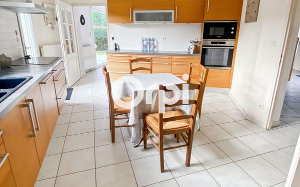 Maison à vendre    5 pièces • 140 m2 Beaurains