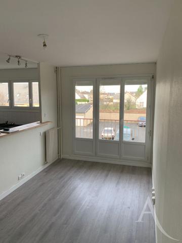 Appartement T2 de 53 m² avec balcon, parking et cave