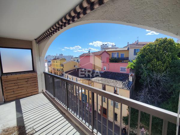 VIAGER LIBRE - Dernier étage rénové au coeur de Cagnes-sur-Mer
