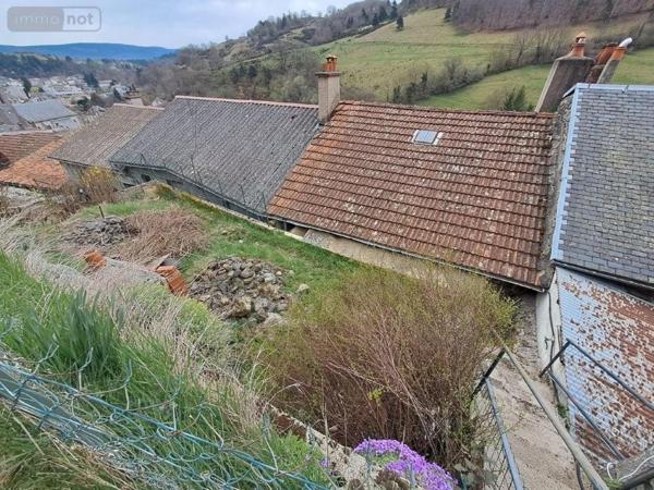 Maison à vendre à Saint-Flour dans le Cantal (15100), ref : 044/1235