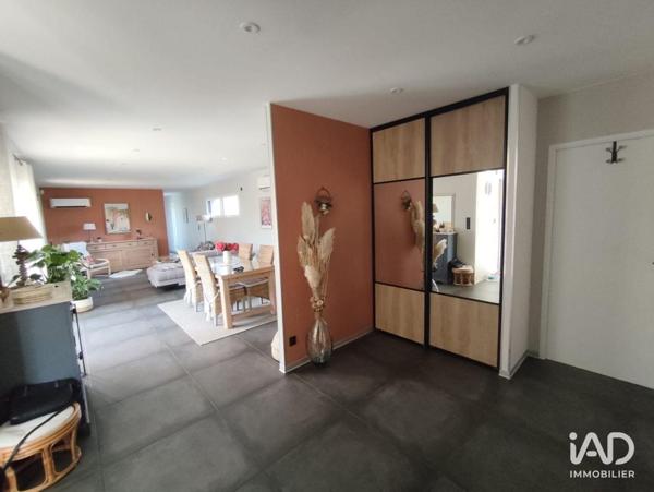 Maison à vendre 6 pièces 131 m² Commelle-Vernay