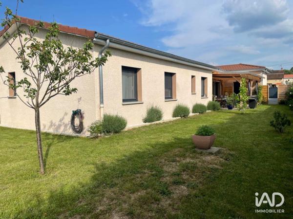Maison à vendre 6 pièces 131 m² Commelle-Vernay