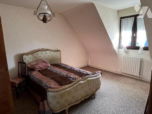 Maison non mitoyenne sur sous sol 