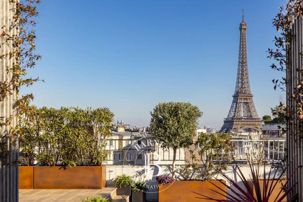 Paris 16ème, Appartement 2 Chambres -  296 m² à vendre