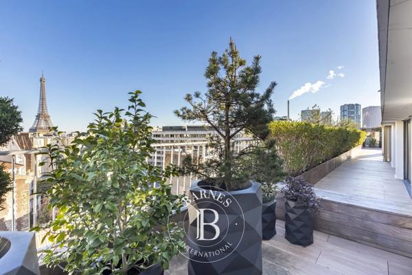 Paris 16ème, Appartement 2 Chambres -  296 m² à vendre