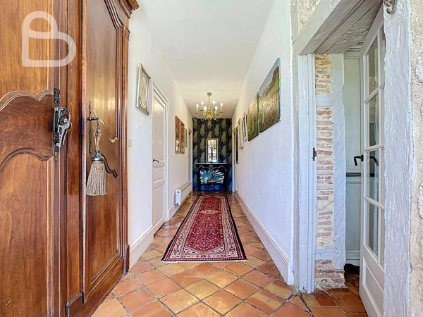 Villeréal (47210) Spacieuse maison quercynoise avec piscine et dépendance