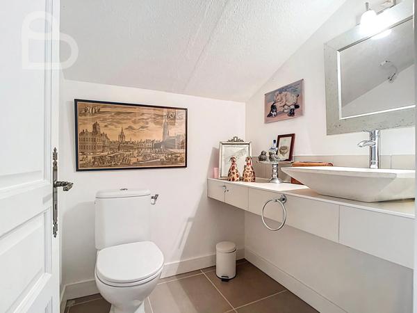 Villeréal (47210) Spacieuse maison quercynoise avec piscine et dépendance