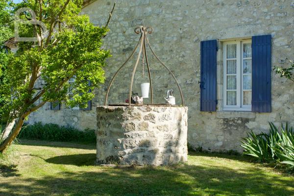 Villeréal (47210) Spacieuse maison quercynoise avec piscine et dépendance