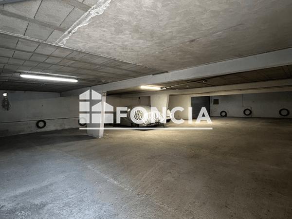 Location Parking - 108 RUE REPUBLIQUE Brignoles 83170