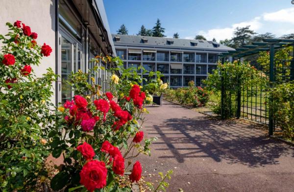 INVESTISSEMENT LOCATIF – DOURDAN – Résidence EHPAD René Legros – 7,08 % de rentabilité