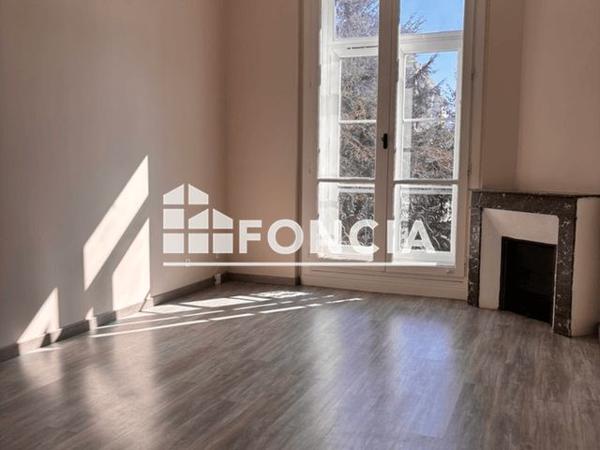 Location Studio 26.24 m² - Pau 64000