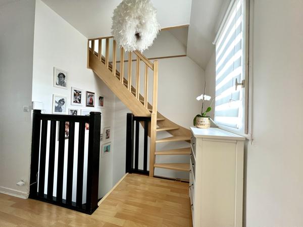 La Ville-du-Bois (91620) Maison limite Nozay