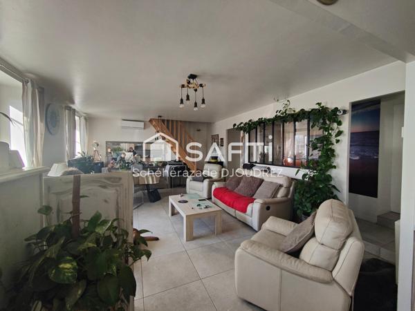 ANCIENNE FERME RENOVEE - 7 PIECES - DEPENDANCES - GRANGE - TERRAIN 1HA - GRENIER ET PIECES A AMENAGER