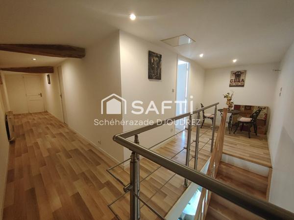 ANCIENNE FERME RENOVEE - 7 PIECES - DEPENDANCES - GRANGE - TERRAIN 1HA - GRENIER ET PIECES A AMENAGER