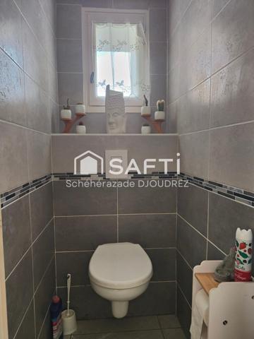 ANCIENNE FERME RENOVEE - 7 PIECES - DEPENDANCES - GRANGE - TERRAIN 1HA - GRENIER ET PIECES A AMENAGER