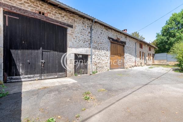 Maison
                                                                                                                                                                                                                                                                                                                        7 pièce(s)                                                                                                                                                                                                          5 chambre(s)                                                                                                                                                                                                          165  m²