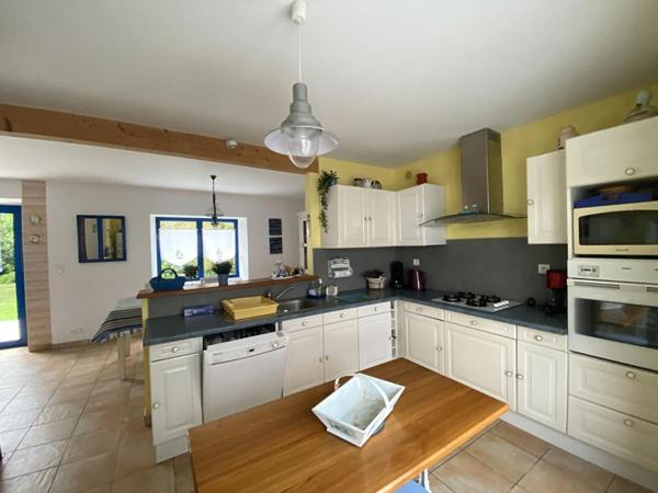 Maison de 1860 rénovée 5 pièce(s), 4 chambres 116 m2 56470 St-Philbert