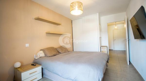 À LOUER - ETAT NEUF ! T2 MEUBLÉ DE 46m² - TERRASSE de 15,65 M² & PARKING EN SOUS-SOL