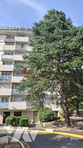 Sur la commune de GAGNY (Seine-Saint-Denis) appartement de 4 pièces