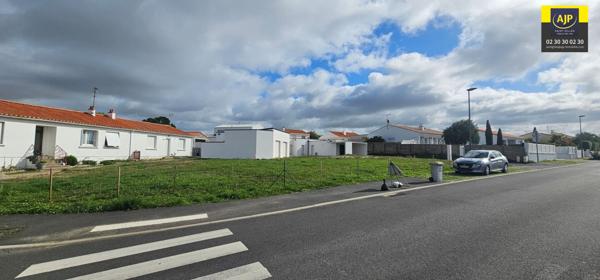 Vente terrain Le Fenouiller : 227 000 € - AJP Immobilier St-Gilles-Croix-de-Vie