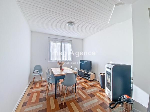 Maison à ROUSSAY, 49450 - 5 pièces 104m²