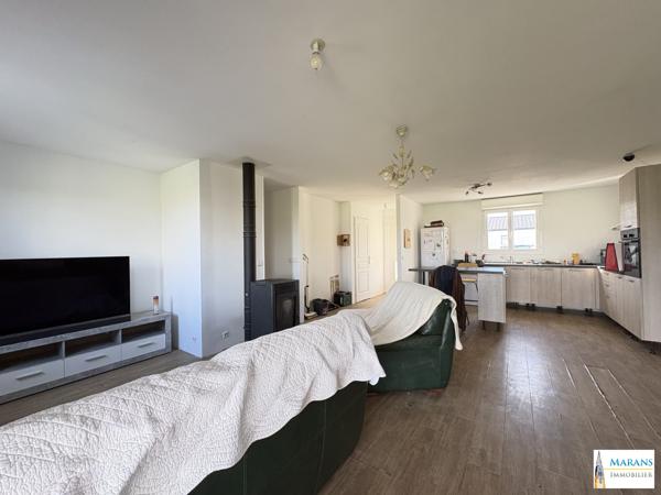 CHARRON – MAISON DE PLAIN-PIED – 4 CHAMBRES – GARAGE – GRAND JARDIN