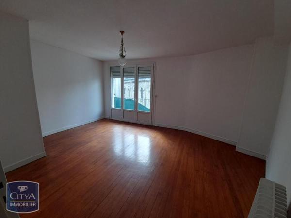 Appartement à louer 4 pièces 68.5m²