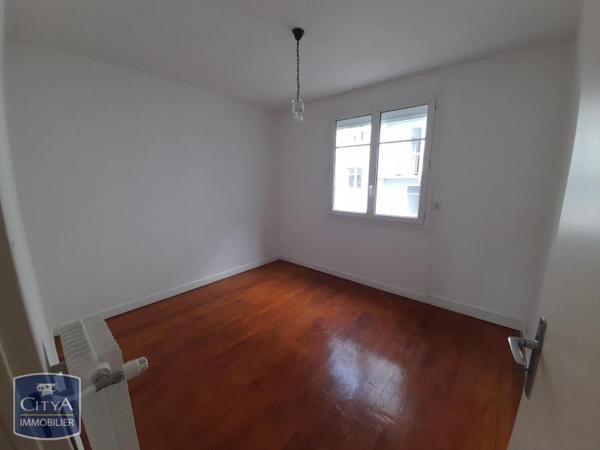 Appartement à louer 4 pièces 68.5m²