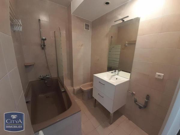 Appartement à louer 4 pièces 68.5m²