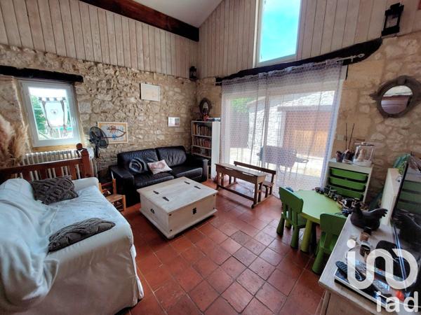 Maison 4 pièces de 154 m² à Pineuilh (33220)