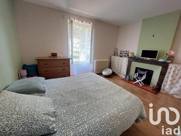 Maison 4 pièces de 154 m² à Pineuilh (33220)