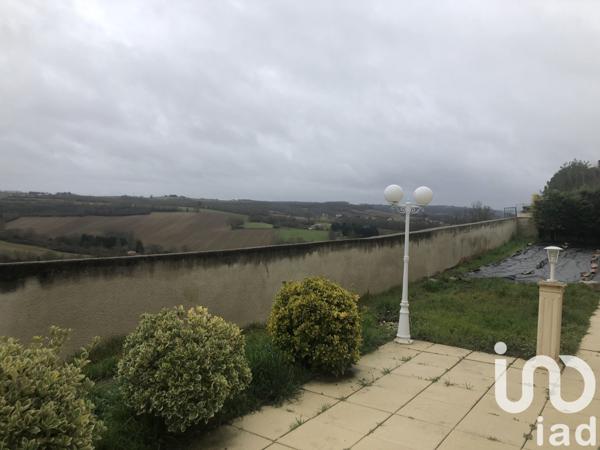 Maison de village 6 pièces de 134 m² à Puymirol (47270)