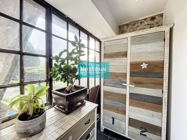 À Vendre - plein coeur de Leuville - proche des écoles, des transports et des commerces - beaux volumes