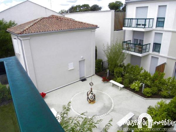 Location Appartement 2 pièces - 44m² - Terrasse - COGNAC Quartier Théâtre