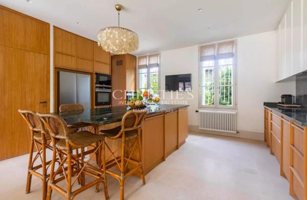 Cauderan – Elégante maison en pierre, piscine et jardin