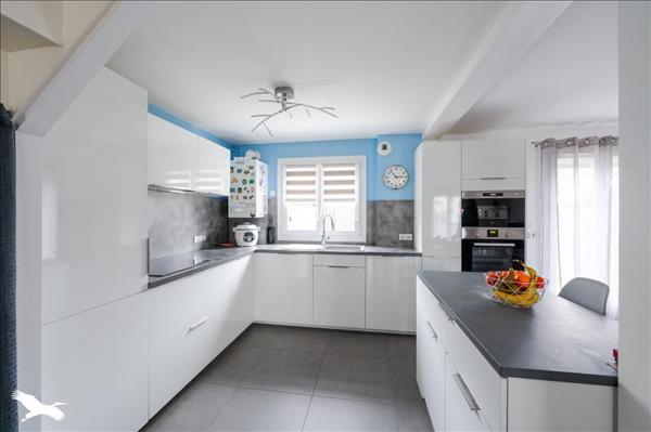 Maison à vendre |  Vauréal |  7 pièces | 100,4 m²