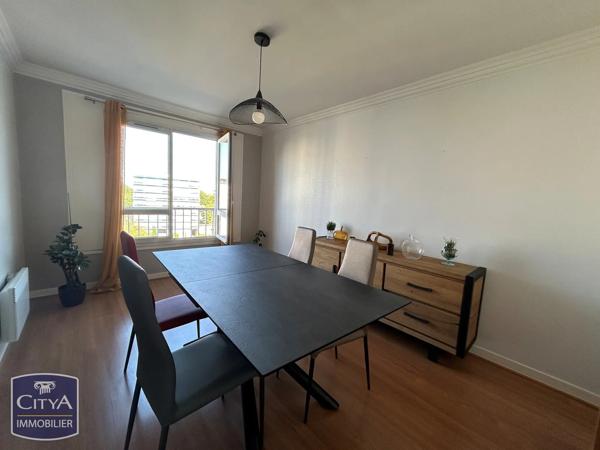 Appartement à vendre 4 pièces 94m² Châteauroux (36000)