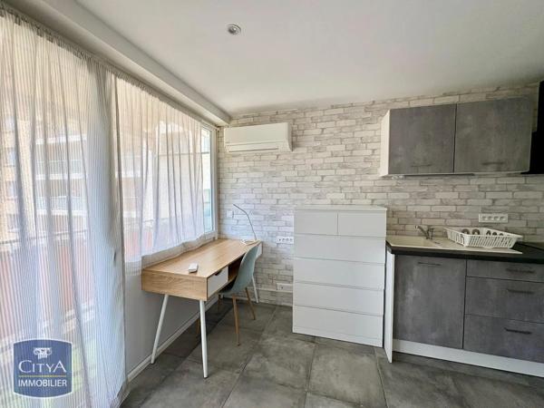 Appartement à louer 1 pièce 21.4m² Aix-en-Provence (13100)