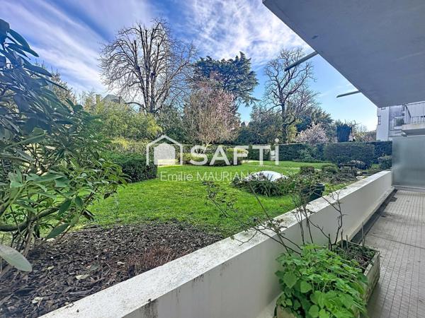 T4  87 m² traversant avec 2 balcons au calme