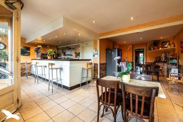 Maison à vendre |  Trélissac |  10 pièces | 170 m²