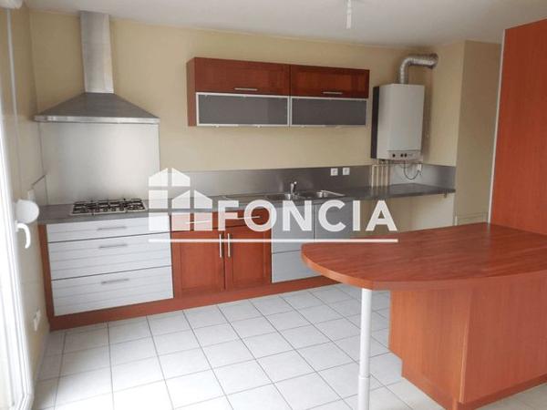 Location Appartement 4 pièces 84.79 m² - 17 RUE DE BANAS Montelimar 26200