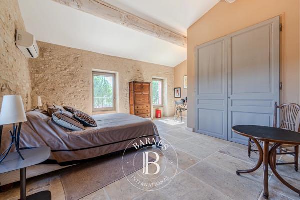 Gordes, Maison 5 Chambres -  206 m² à vendre