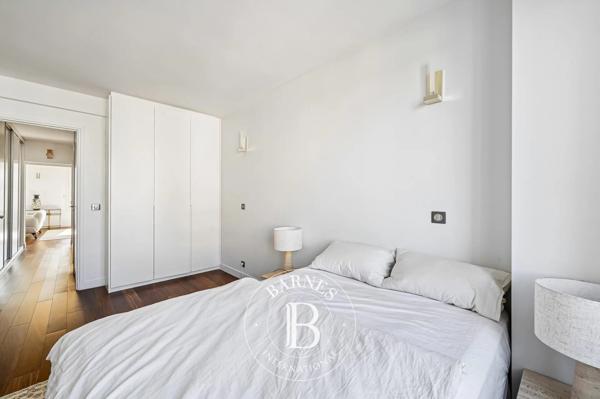 Paris 16ème, Appartement 2 Chambres -  99 m² à vendre