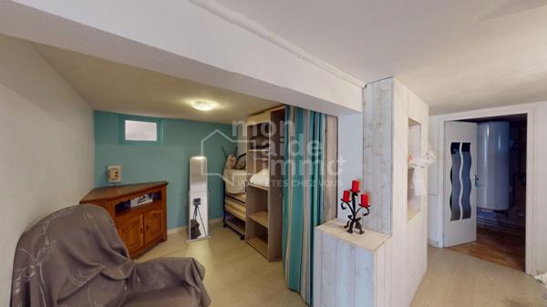 Maison de 80m²+ gîte + 4  garages sur terrain de 3360 m²