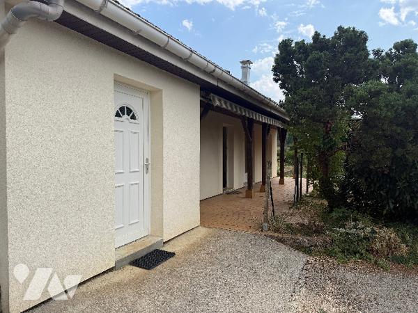 ARBOIS - Maison de plain-pied – 74,5 m² – 2 chambres – Terrain de 12 ares