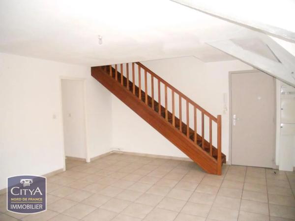 Appartement à louer 3 pièces 85.8m² Saint-Omer (62500)