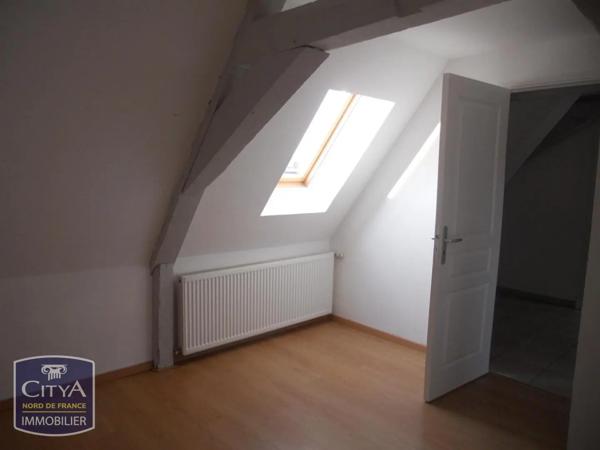Appartement à louer 3 pièces 85.8m² Saint-Omer (62500)