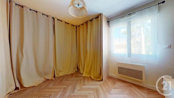 Maison à vendre  8 pièces - 223,16 m 2   ST HERBLAIN  - 44